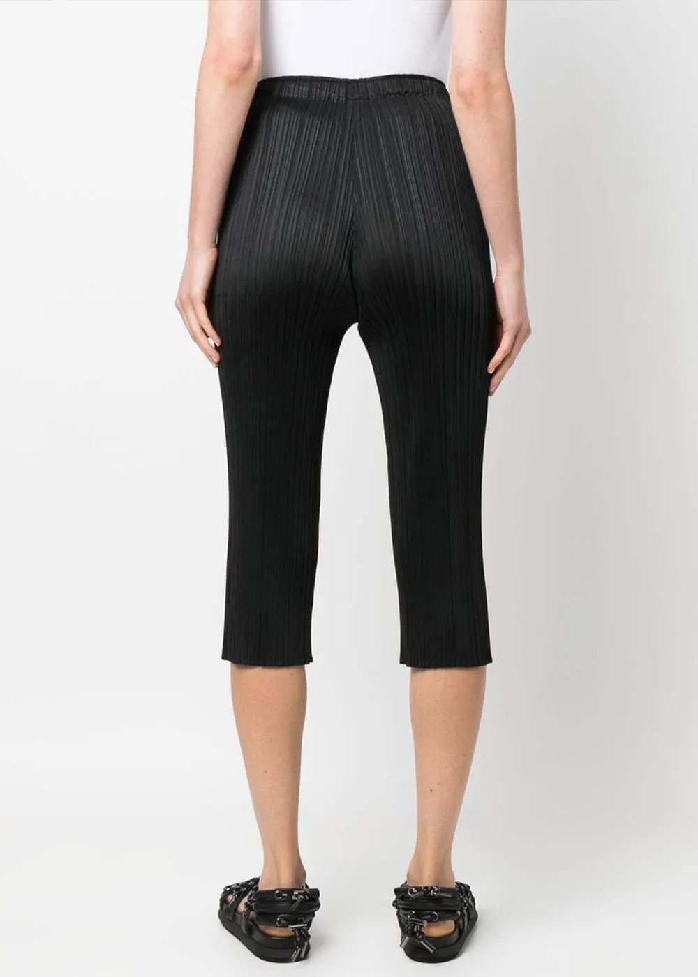 Black Basics Pleated Pants