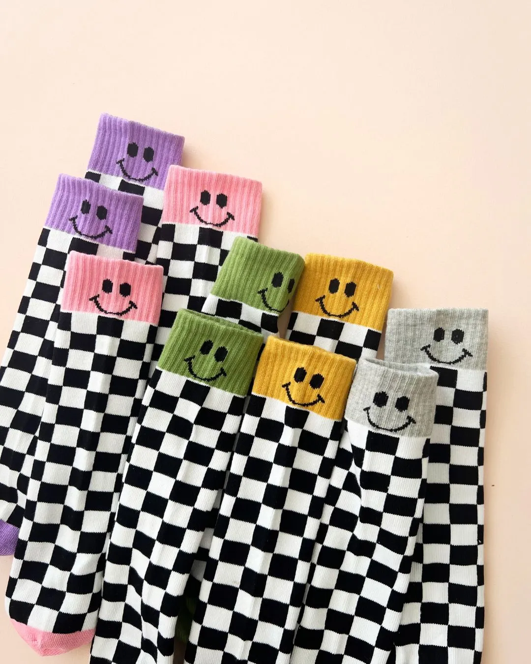 Checkered Smiley Socks, Purple