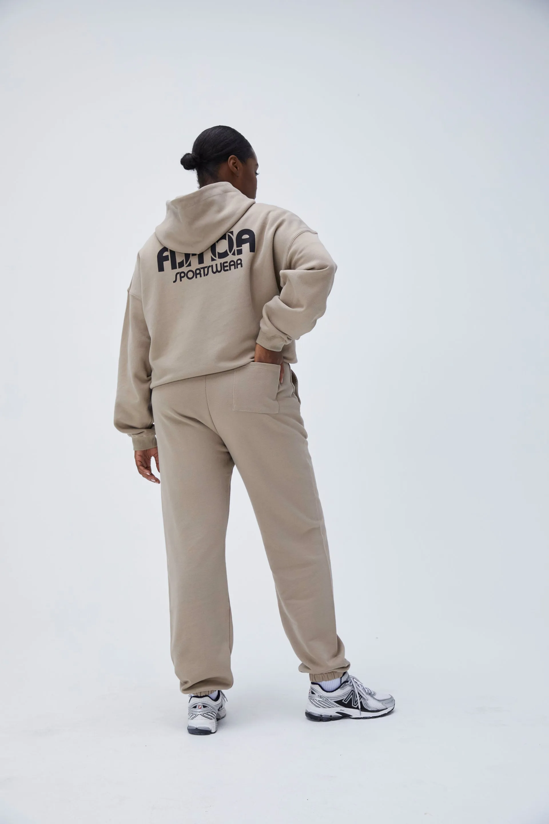 Sportswear Sweatpants - Clay Beige