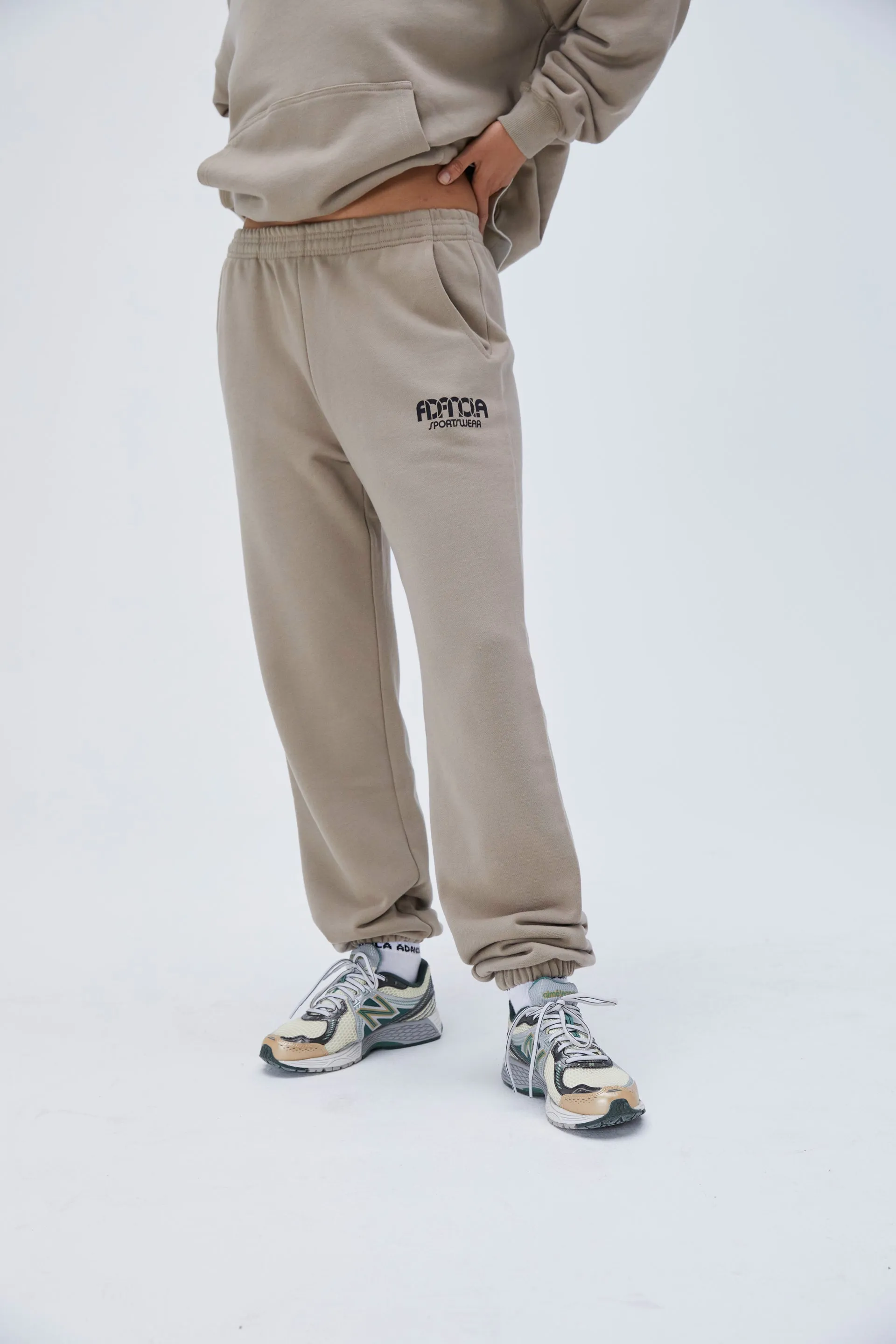 Sportswear Sweatpants - Clay Beige