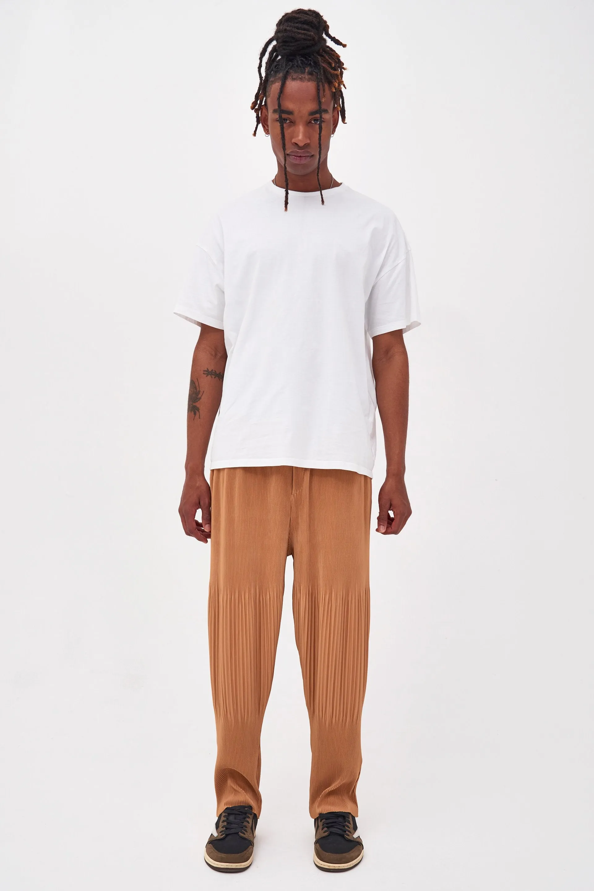 Tan Pleated Trousers In Relaxed Fit